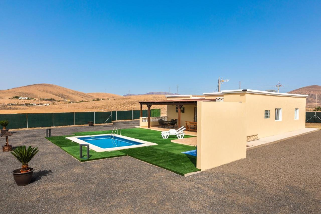 Villa Ralue Tuineje Exterior photo